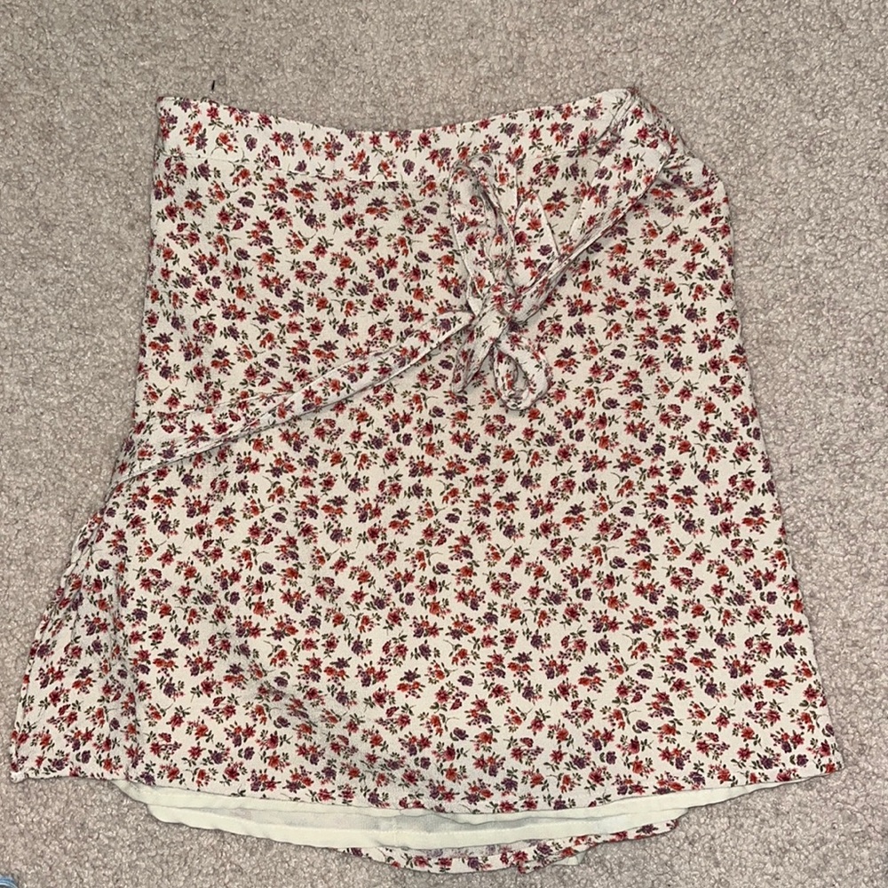 American Eagle Floral Wrap Skirt